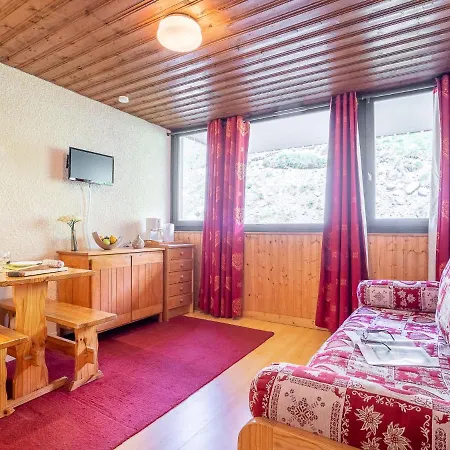 Апартаменти Serac A10 By Interhome